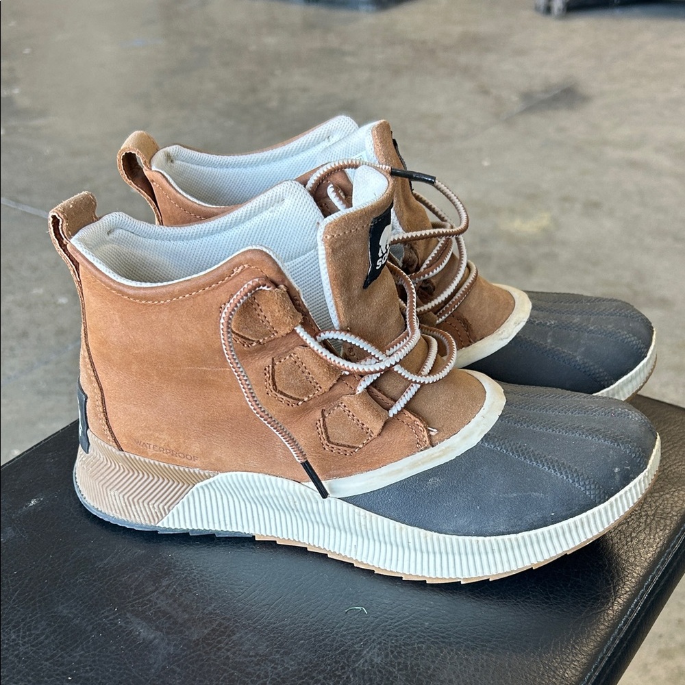 Sorel Tan and Gray Lace-Up Boots